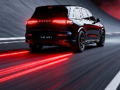 <font color='#FF0000'>智驾王牌岚图泰山黑武士3月登场</font>