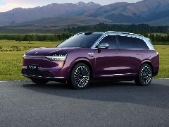 问界春节辅助驾驶里程超3.3亿公里！问界M9守护万家归途